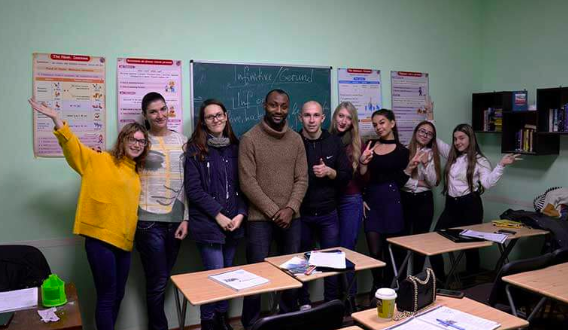 Number One Language Center мовний центр